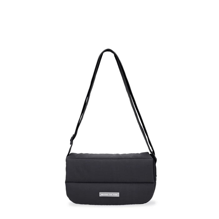 Beyond The Vines BTV Pocket Poofy Bag - Mrs. Porter