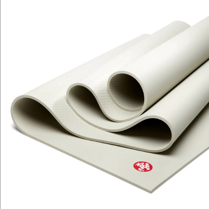 Manduka PRO 6mm Yoga Mat - Mrs. Porter