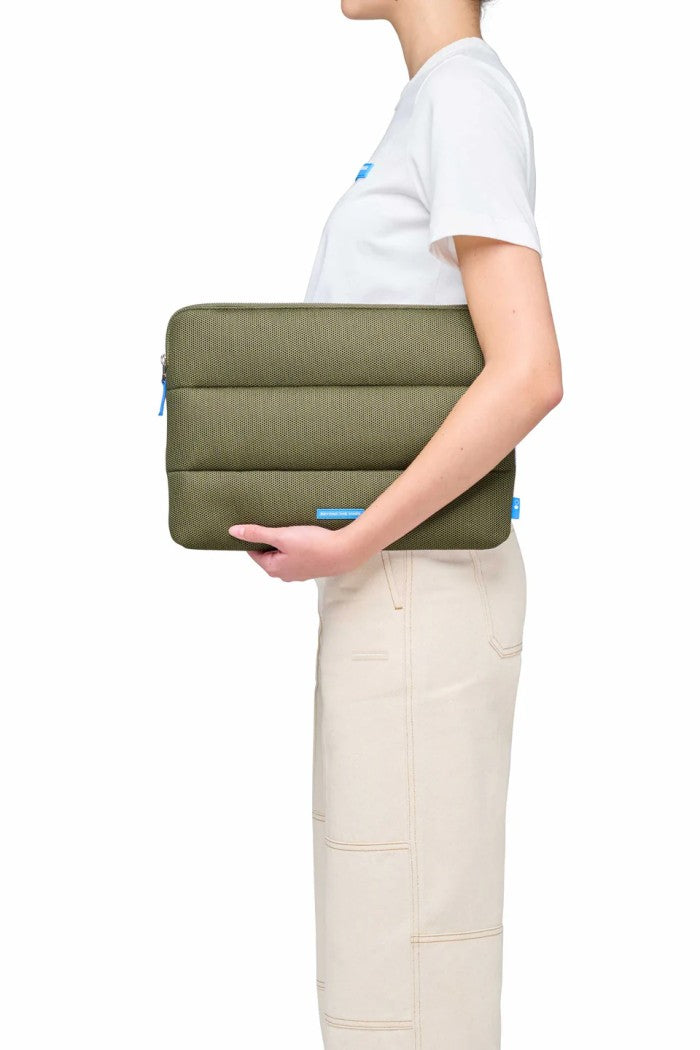 Beyond The Vines BTV Mesh Poofy Laptop Sleeve - Mrs. Porter