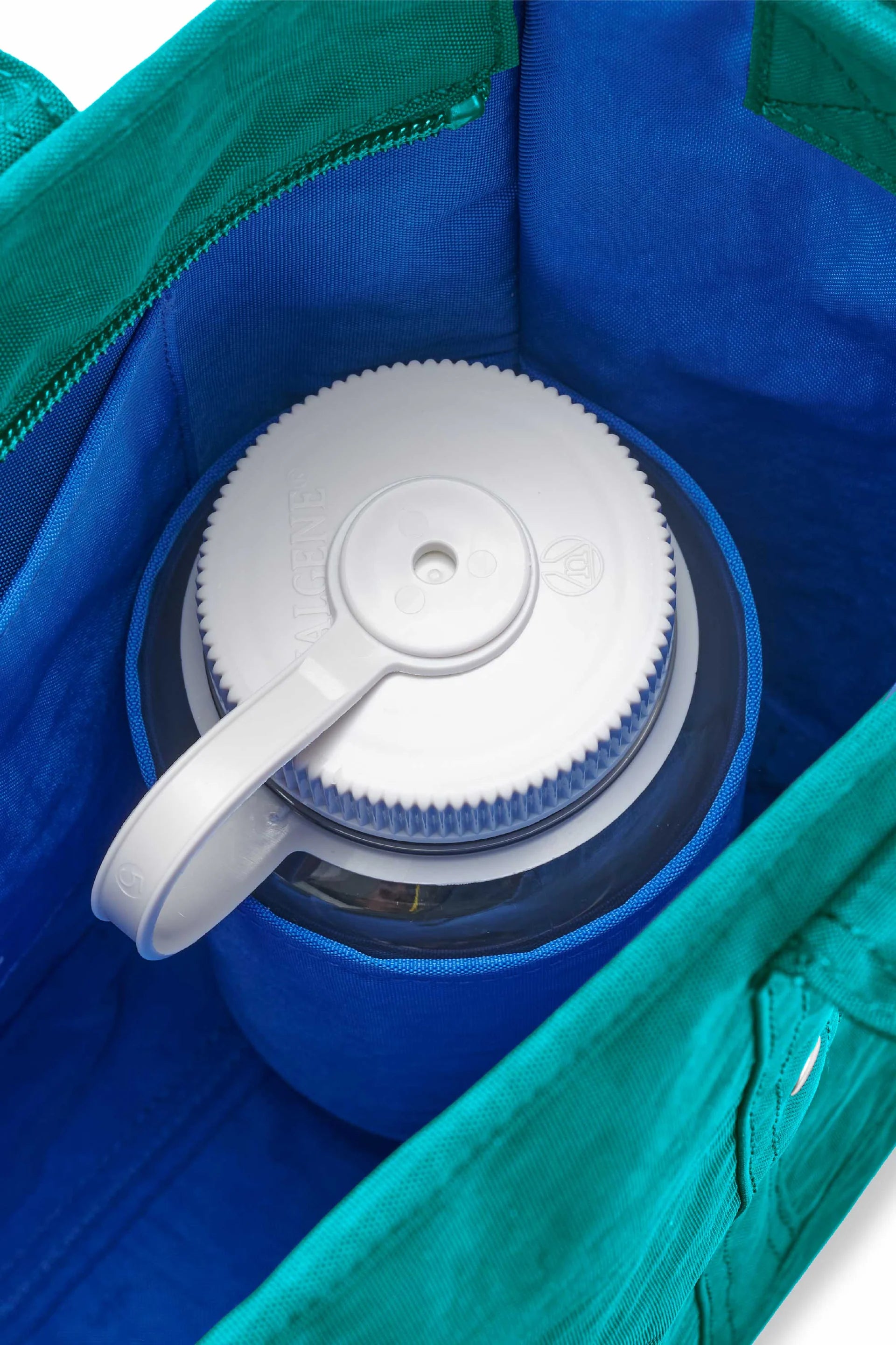 Beyond The Vines BTV Crunch Carryall 02 - Mrs. Porter