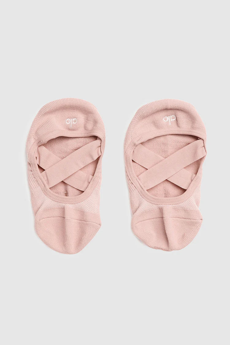 Alo Yoga Women's Pivot Barre Sock - Mrs. Porter