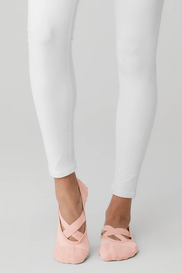 Alo Yoga Women's Pivot Barre Sock - Mrs. Porter