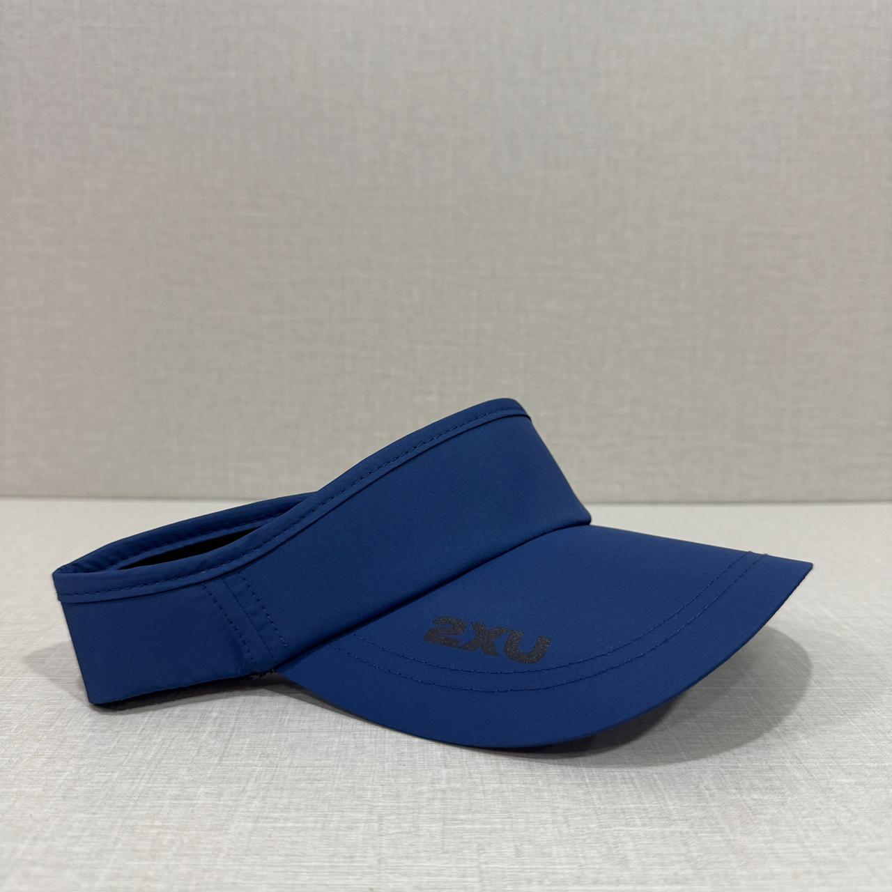 2XU RUN VISOR TOPI LARI