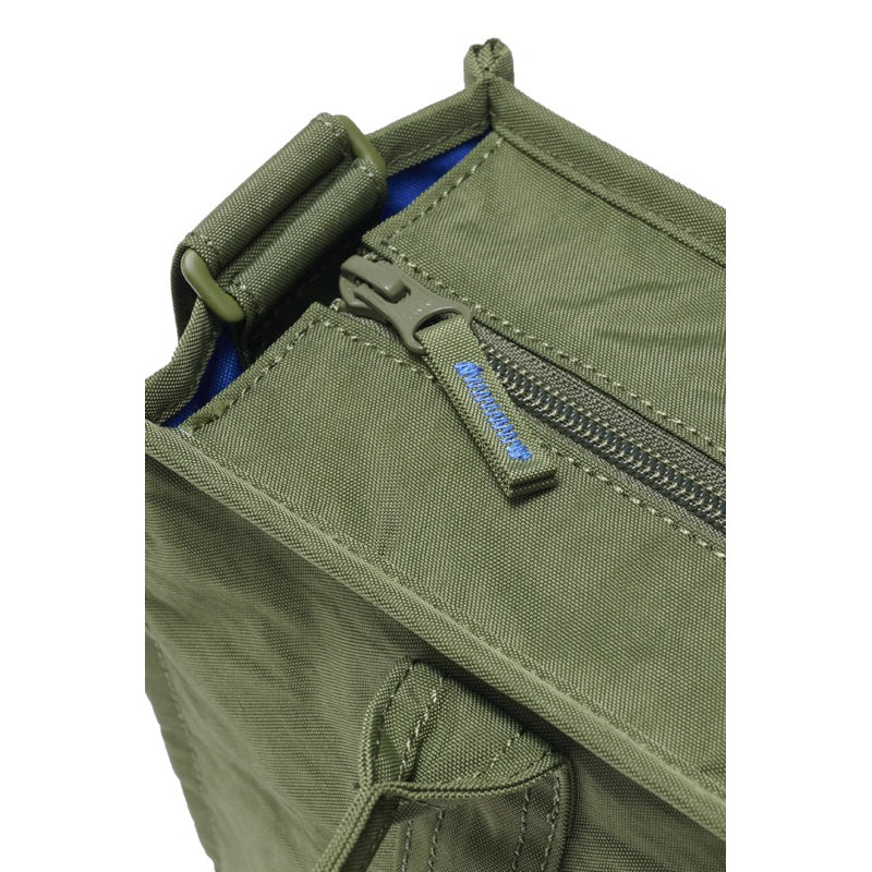 Beyond The Vines BTV Crunch Carryall 01 - Mrs. Porter