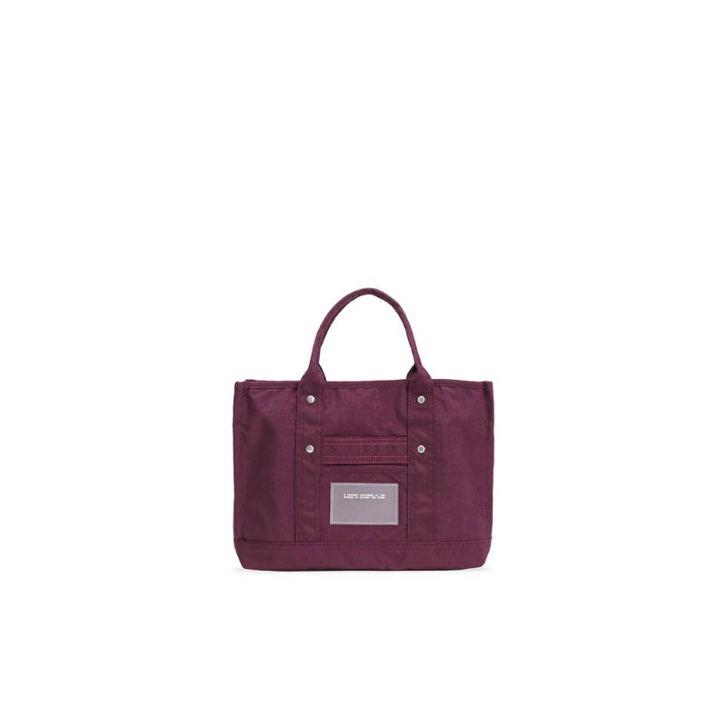 Beyond The Vines BTV Crunch Carryall 01 - Mrs. Porter
