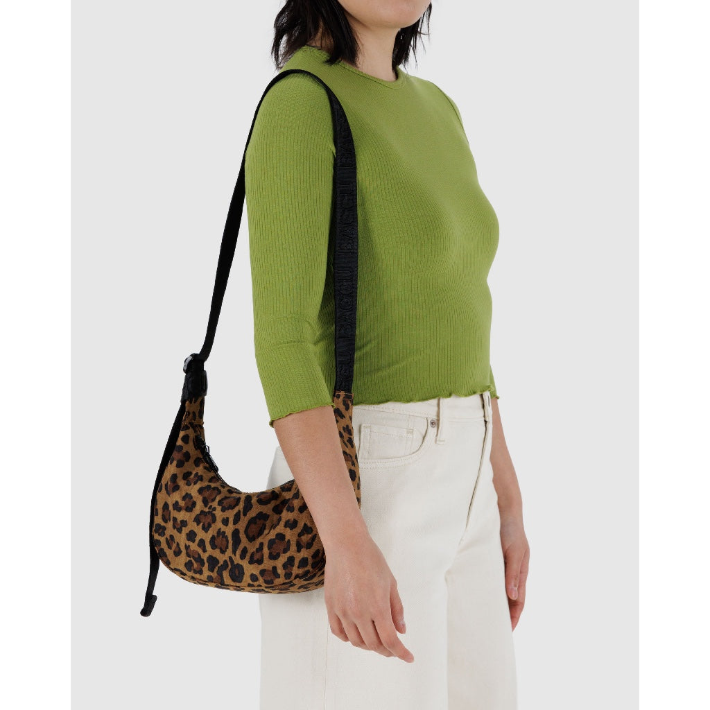 BAGGU - SMALL NYLON CRESCENT BAG