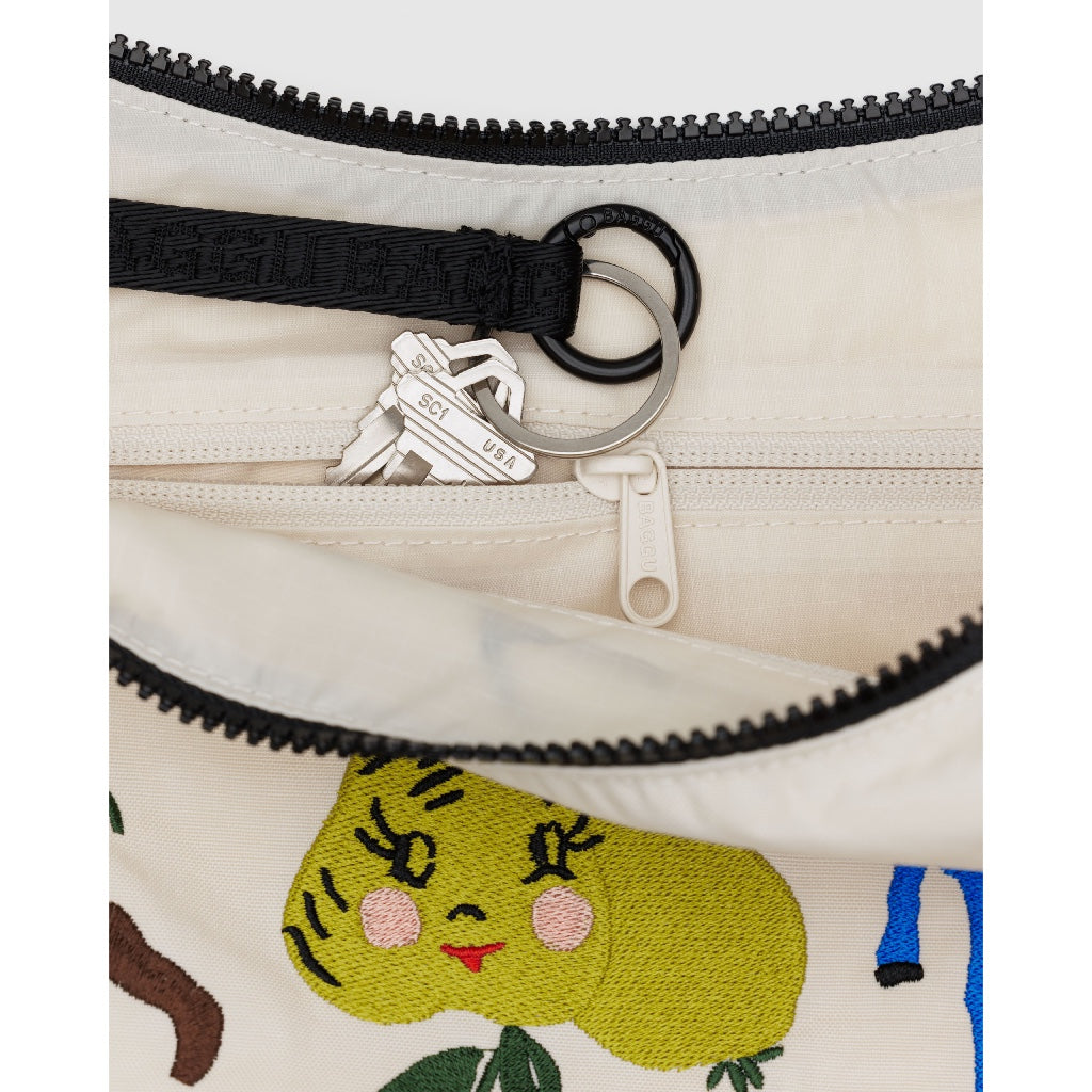 BAGGU - MEDIUM NYLON CRESCENT BAG