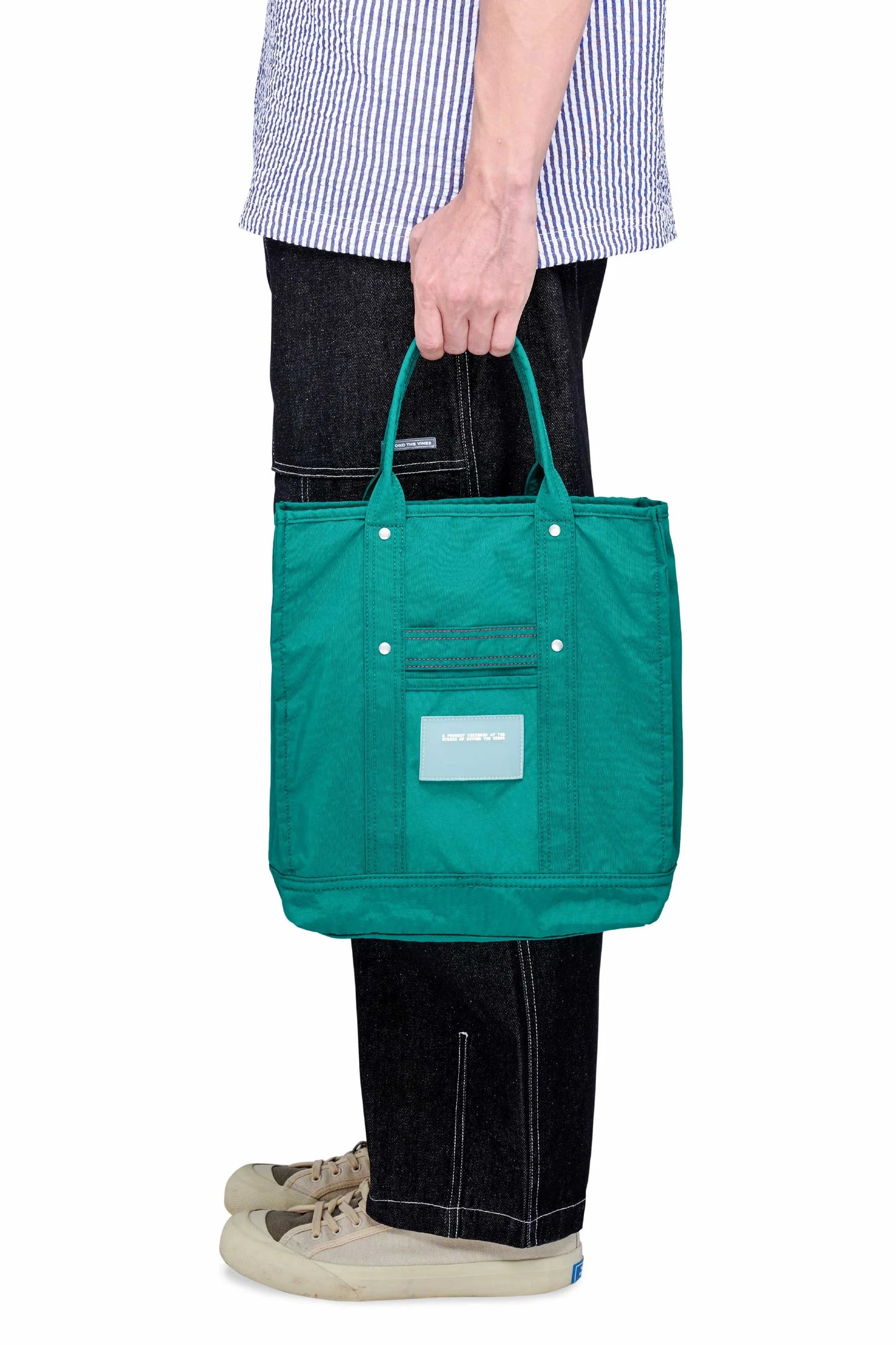 Beyond The Vines BTV Crunch Carryall 02