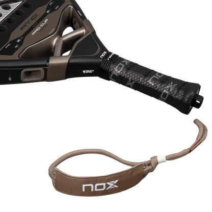 NOX AT10 PRO CUP HARD BY AGUSTÍN TAPIA PADEL RACKET