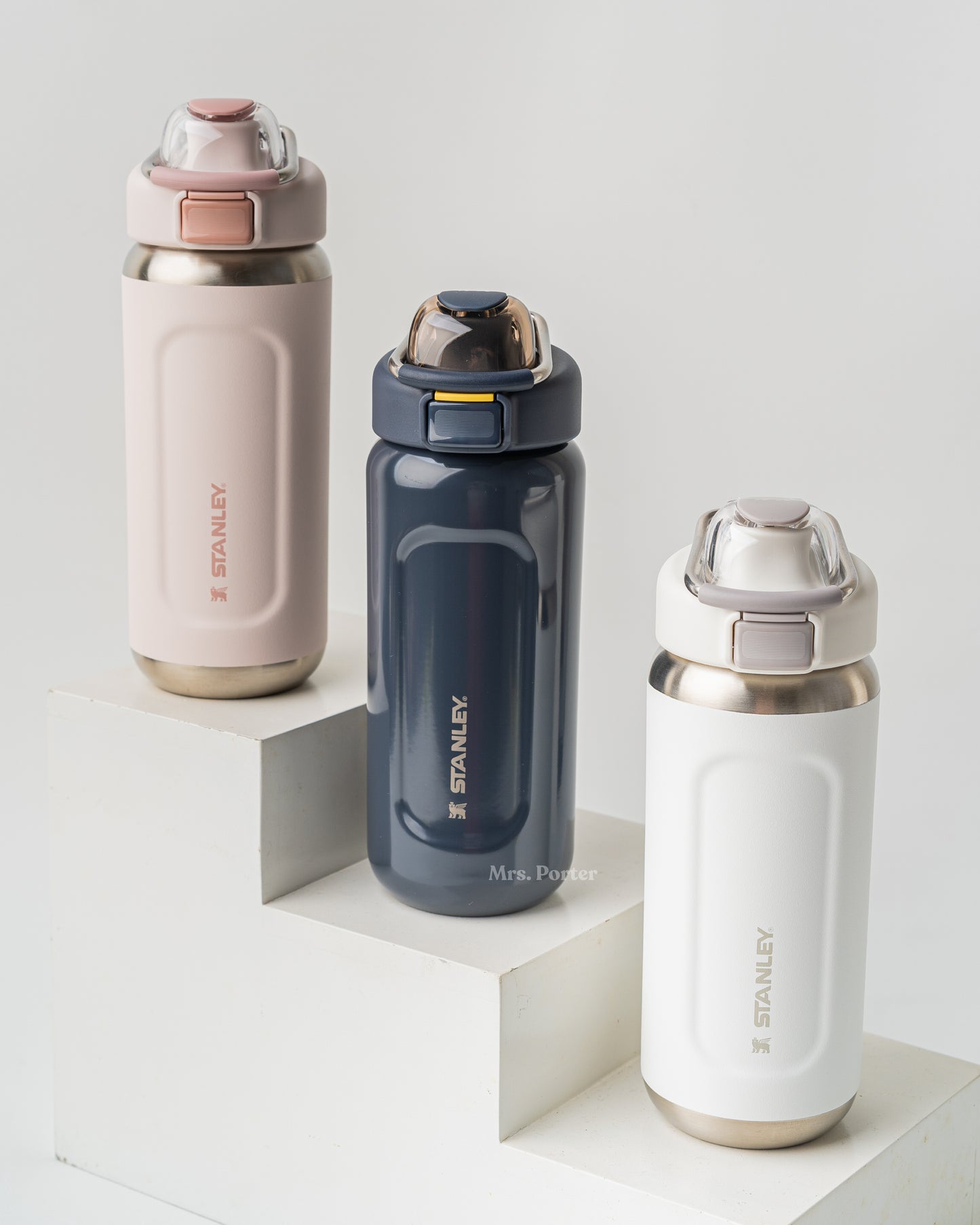 Stanley Classic Wellspring Bottle