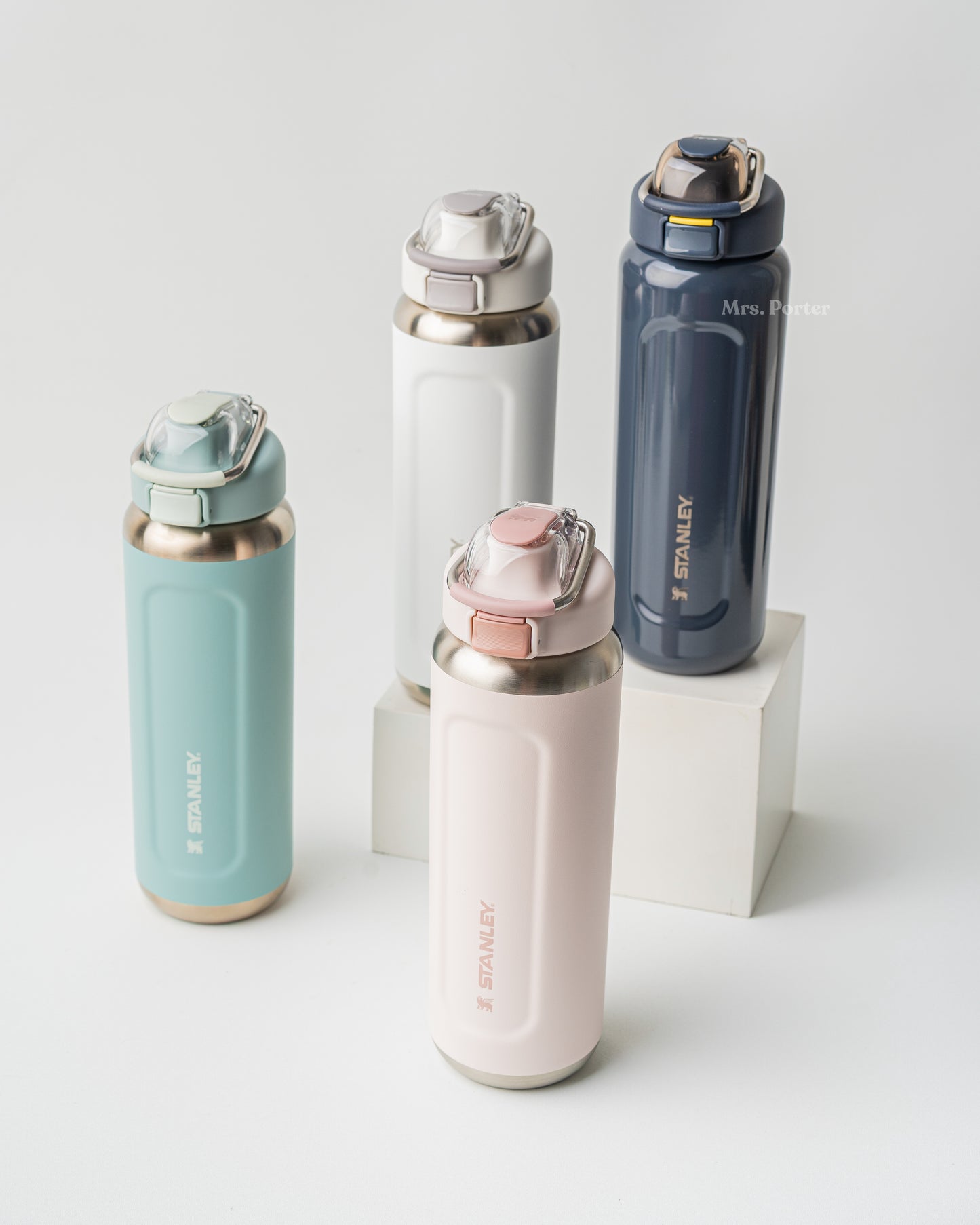 Stanley Classic Wellspring Bottle