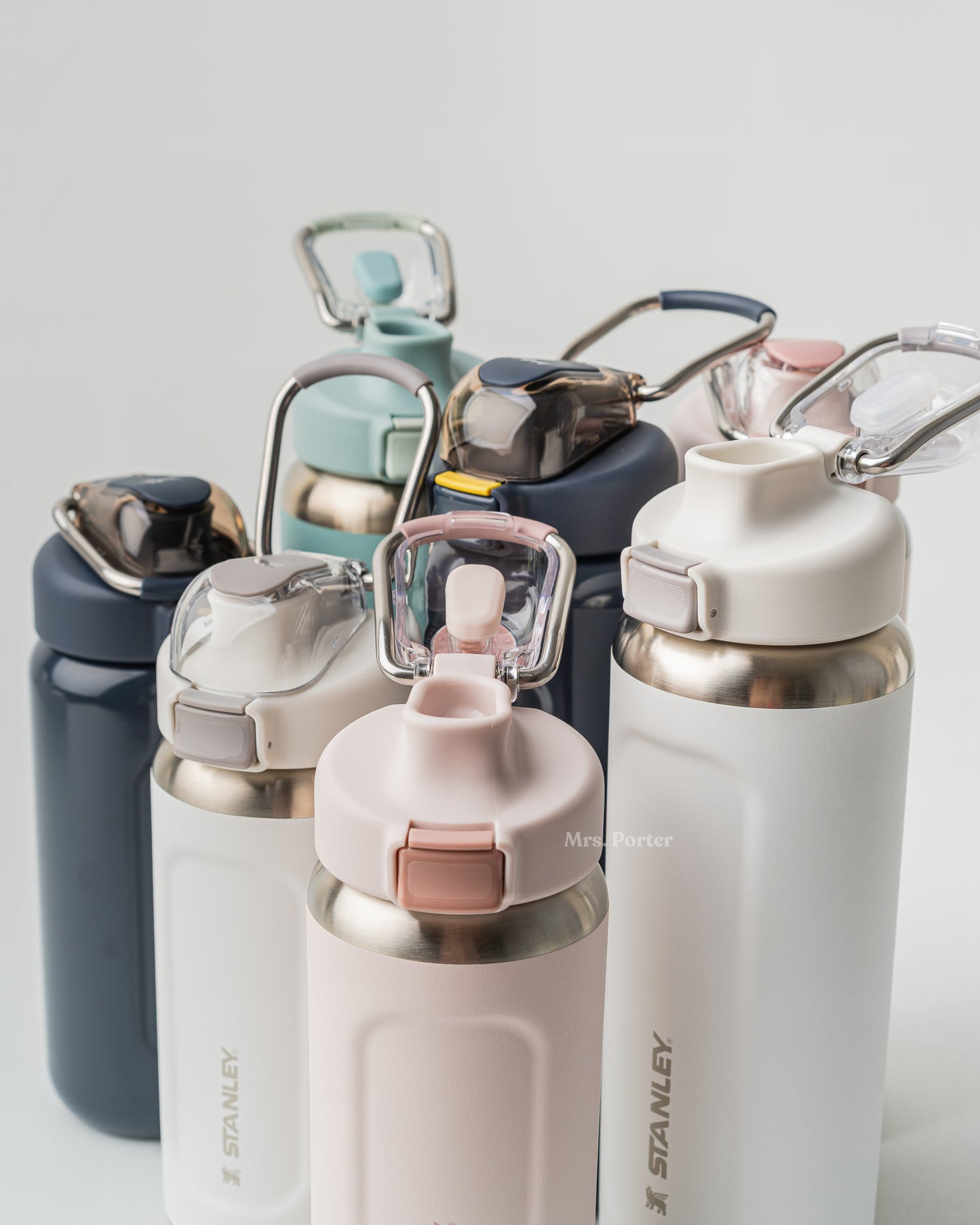 Stanley Classic Wellspring Bottle