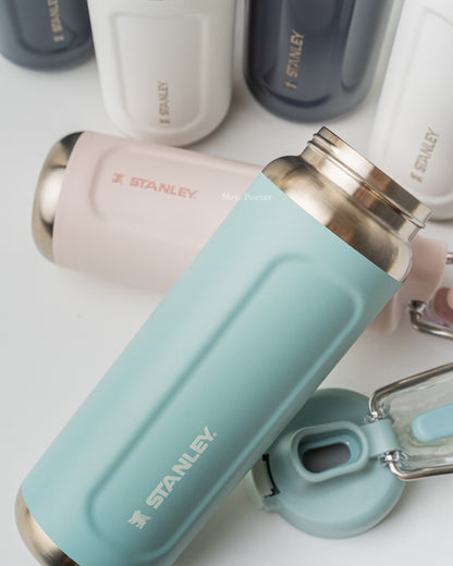 Stanley Classic Wellspring Bottle