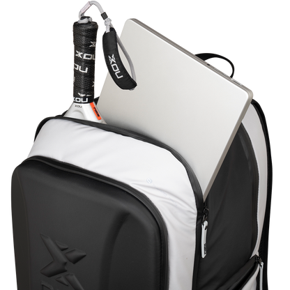 NOX LUXURY MASTER SERIES BACKPACK PADEL BAG