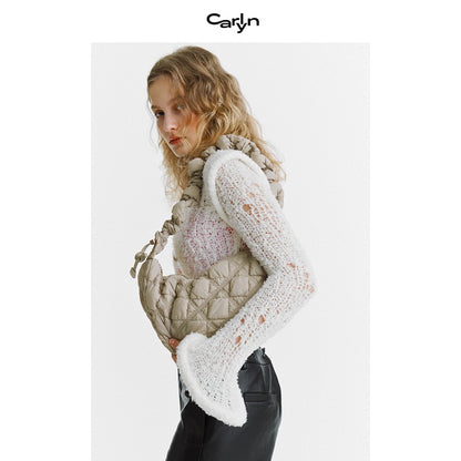 Carlyn Cozy Bag