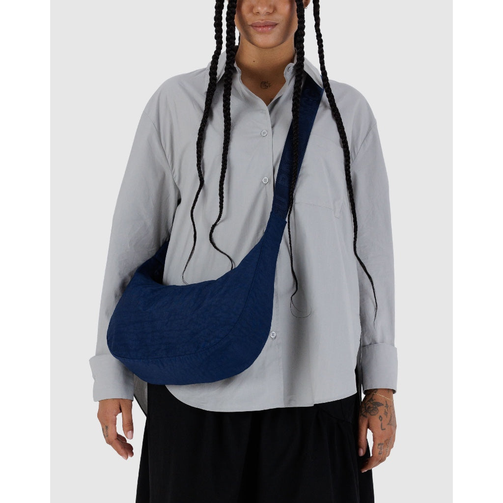 BAGGU - MEDIUM NYLON CRESCENT BAG